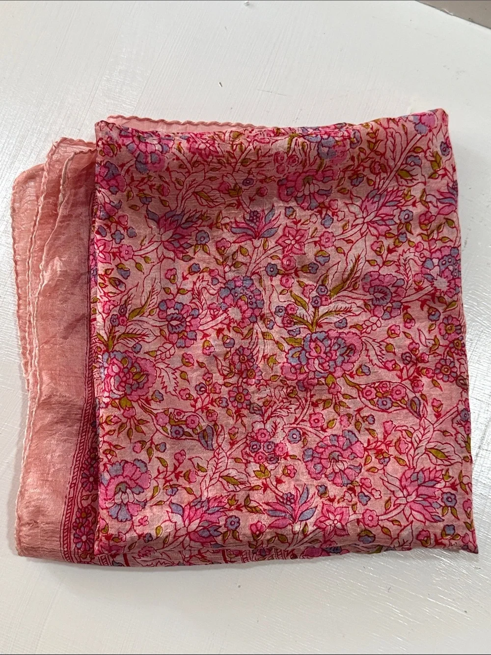 Vintage Delicate Pink Floral Silk Scarf 🧣 Hand Rolled edges 30”x34”